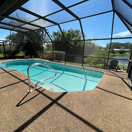 Pool Home With A New Sparkling Pool, Close To Beach, Lovely Lake View North North Naples Екстериор снимка