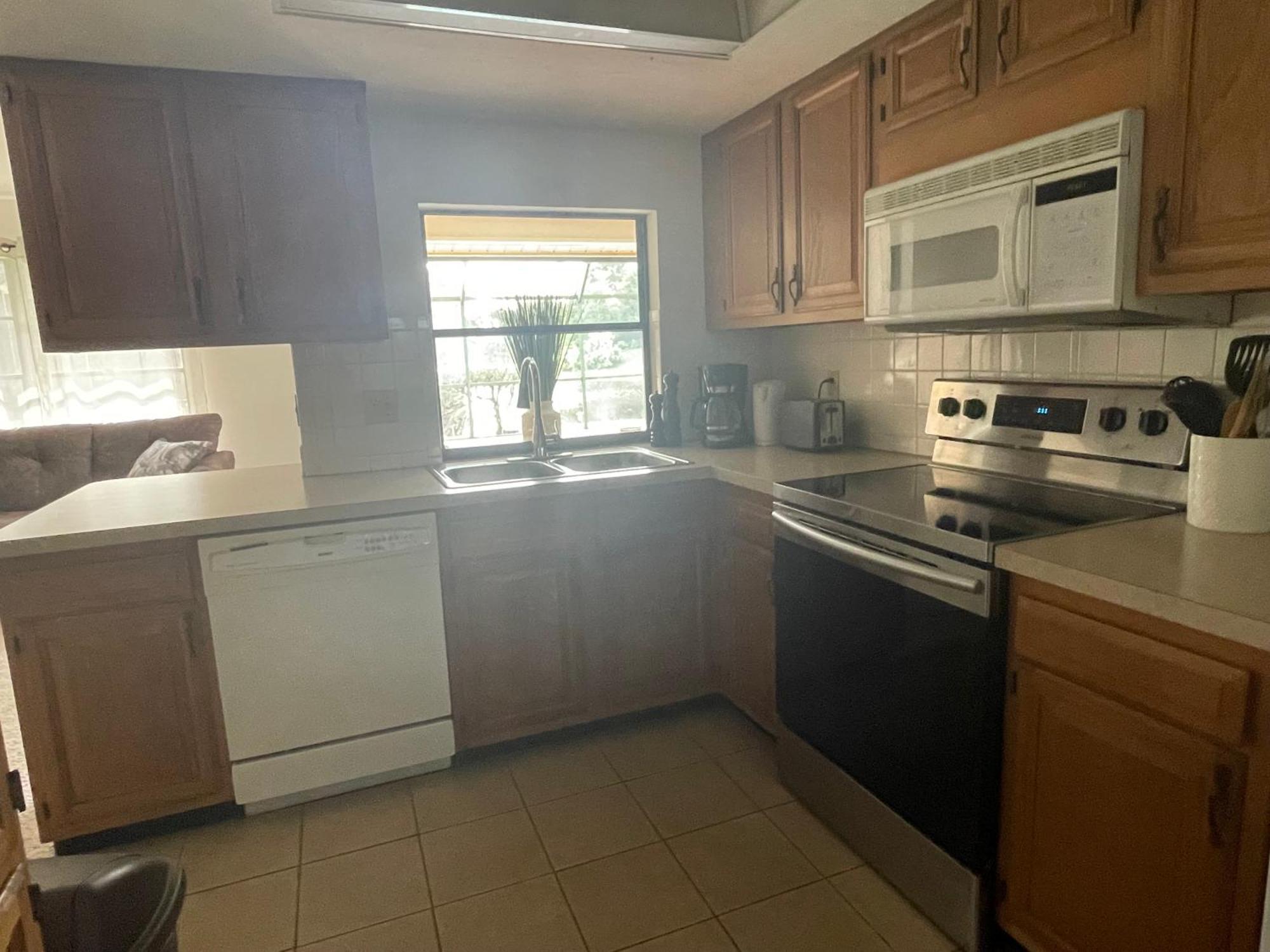 Pool Home With A New Sparkling Pool, Close To Beach, Lovely Lake View North North Naples Екстериор снимка